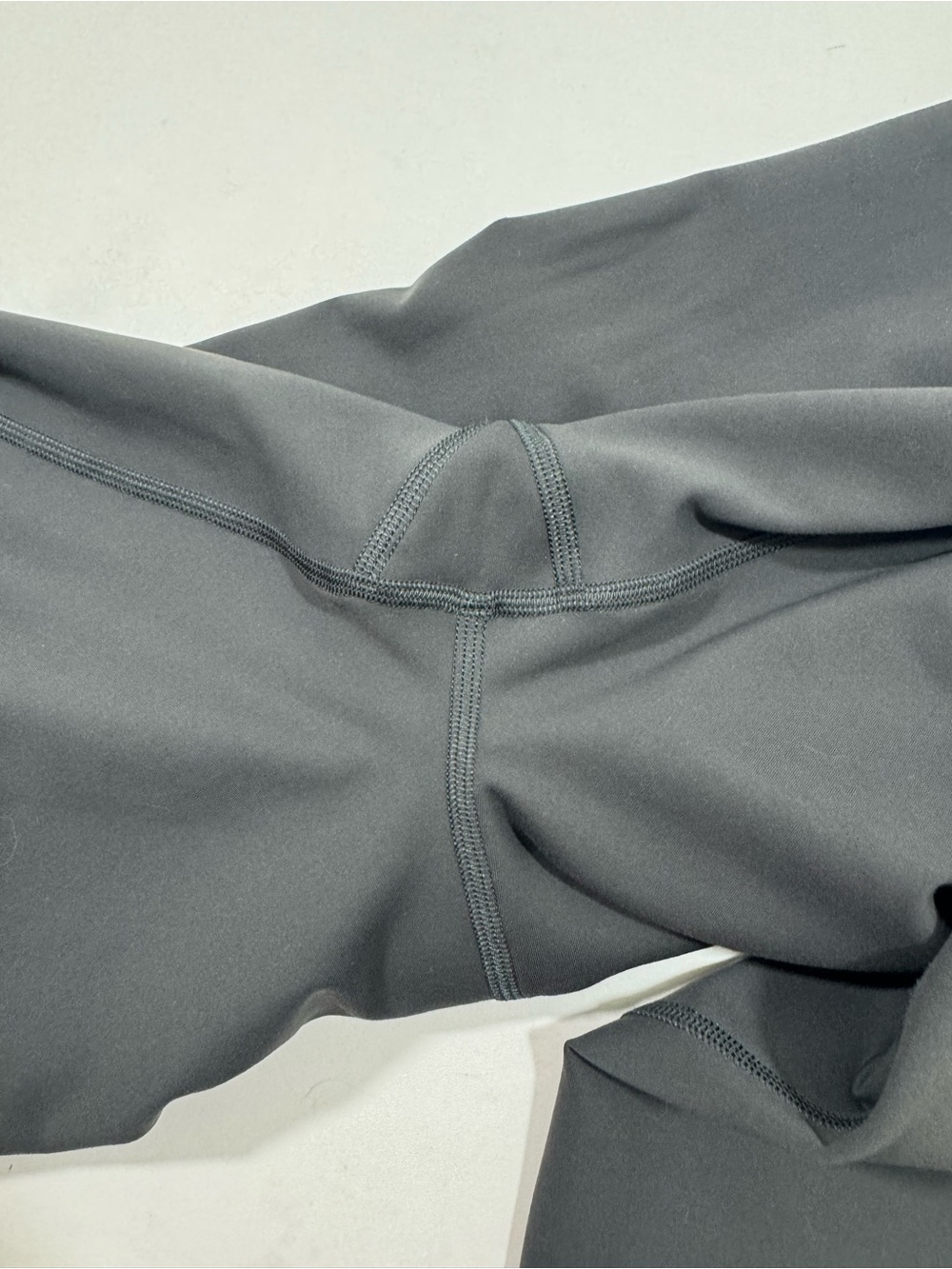 Lululemon Wunder Train High Rise Tight Legging - Picture 4 of 9